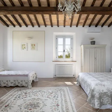 Casale Delle Mele By Posarellivillas I Pieracci