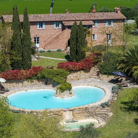 Villa Casale Delle Mele By Posarellivillas I Pieracci