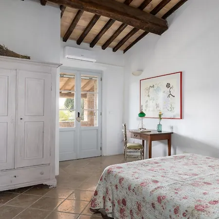 Casale Delle Mele By Posarellivillas Villa *